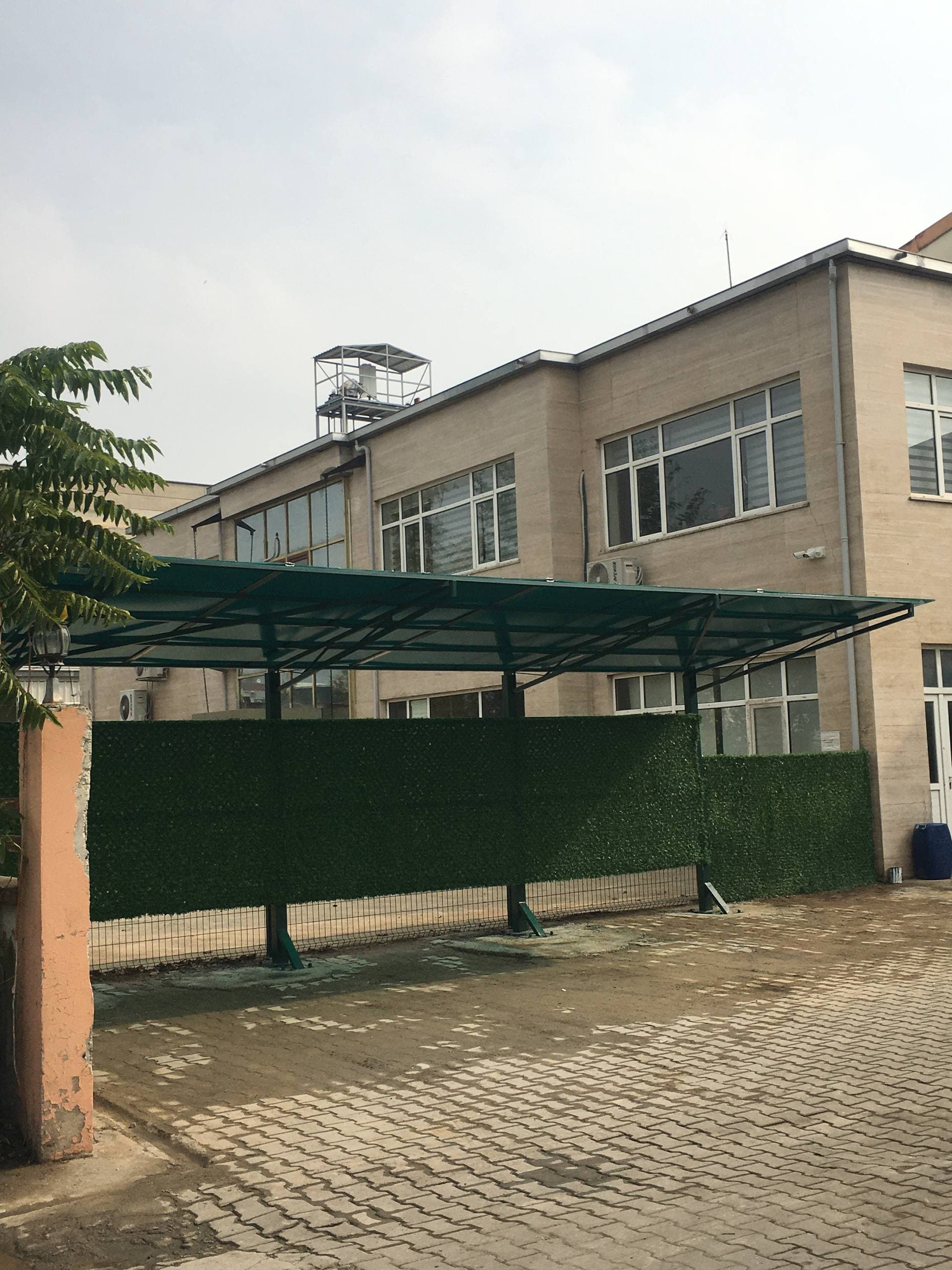 kentsoy çelik sundurma çatı görseli - bursa meridyen tekstil