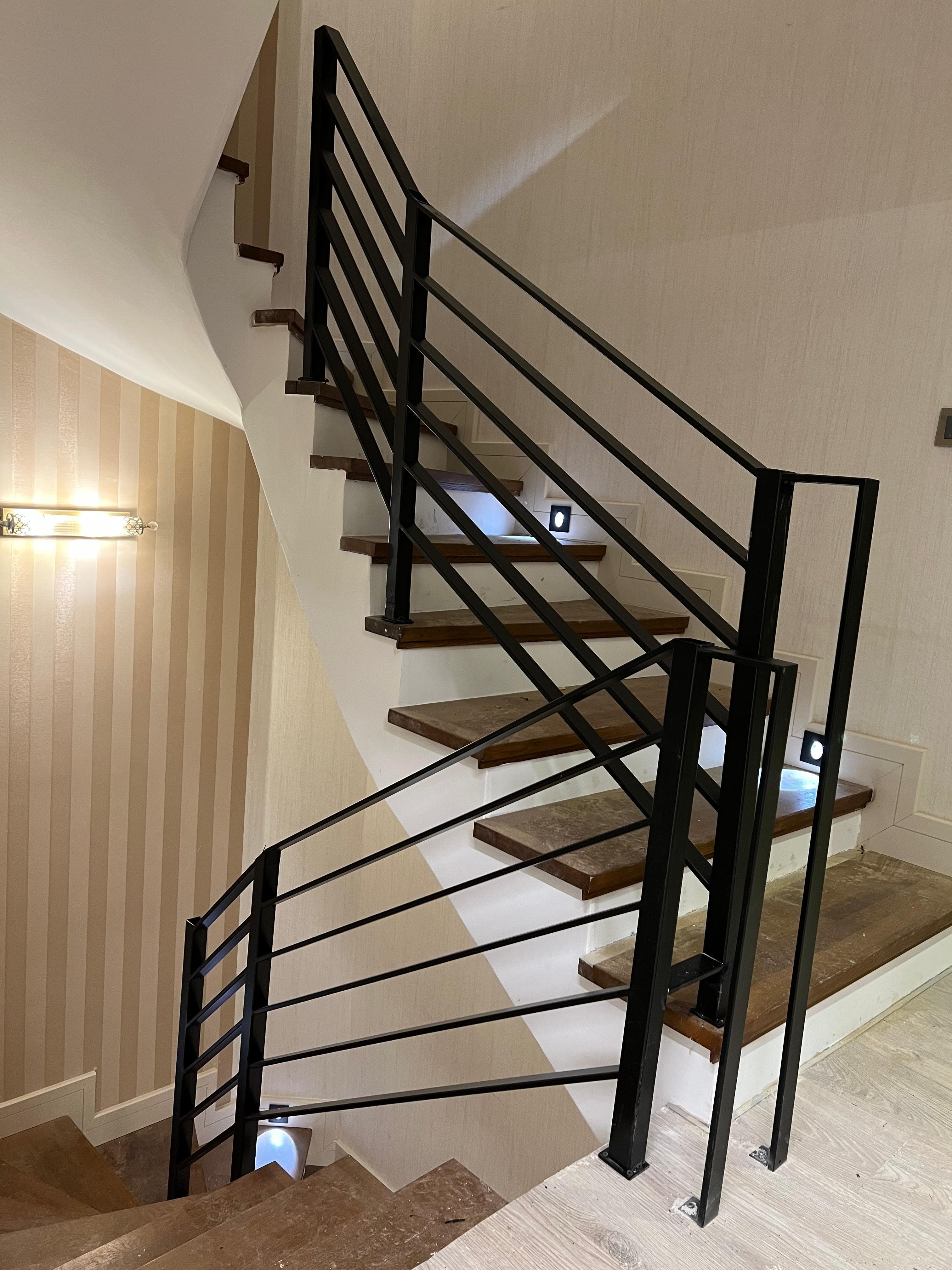 kentsoy çelik emlak konutları 3 katlı villa merdiven korkuluğu projesi