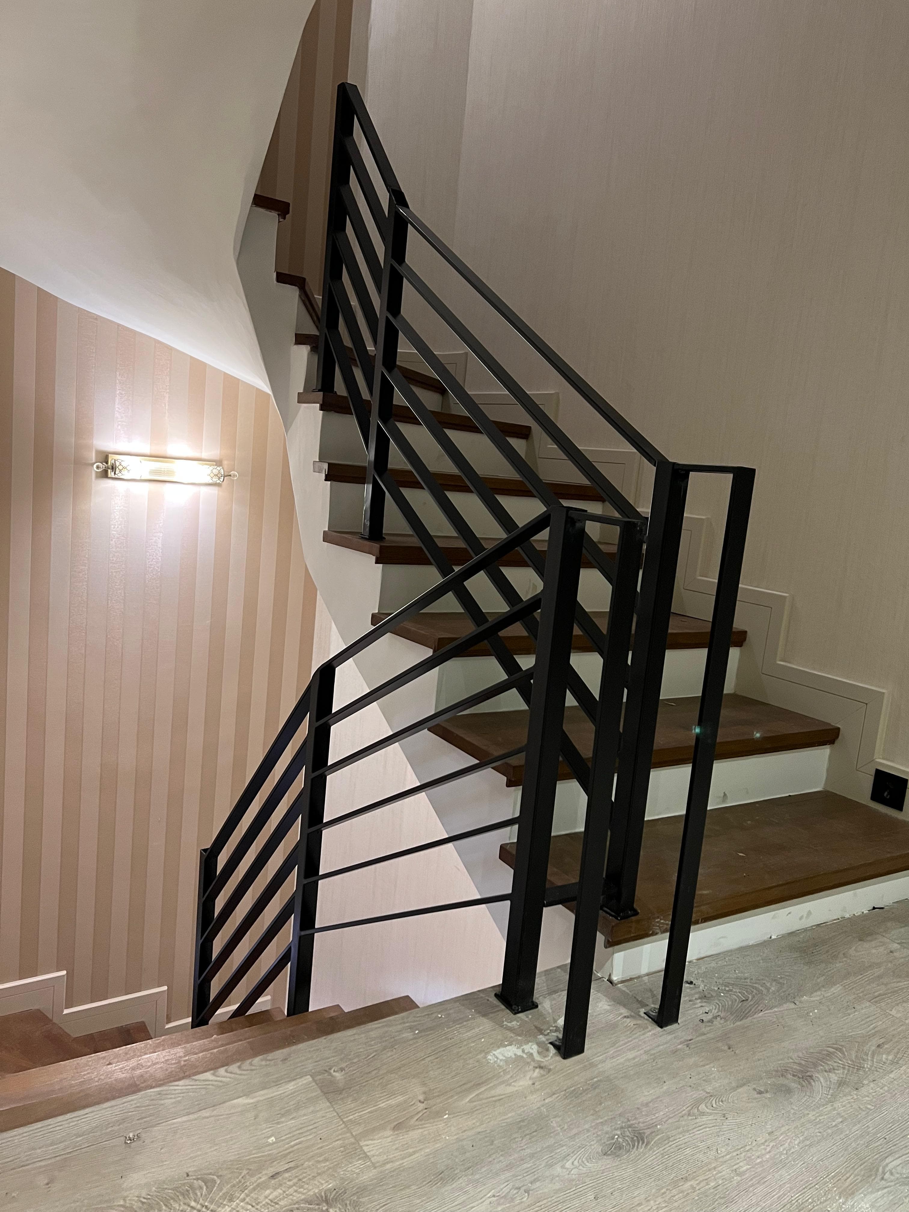 kentsoy çelik emlak konutları 3 katlı villa merdiven korkuluğu projesi