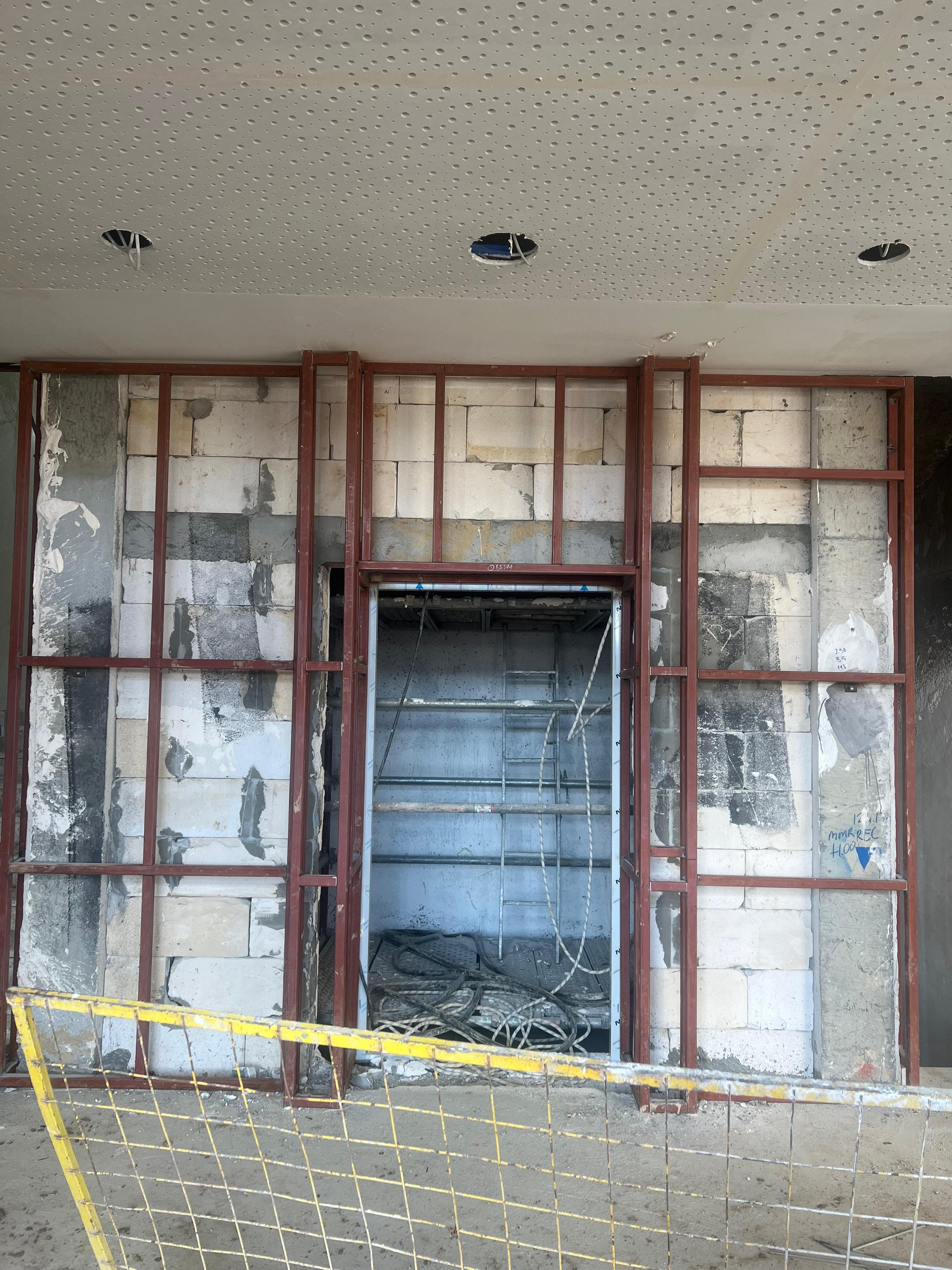 kentsoy çelik asansör söve alt karkas projesi - istanbul şehir hastanesi