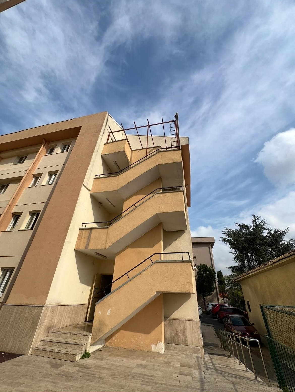 kentsoy çelik türkan sabancı sundurma çatı projesi