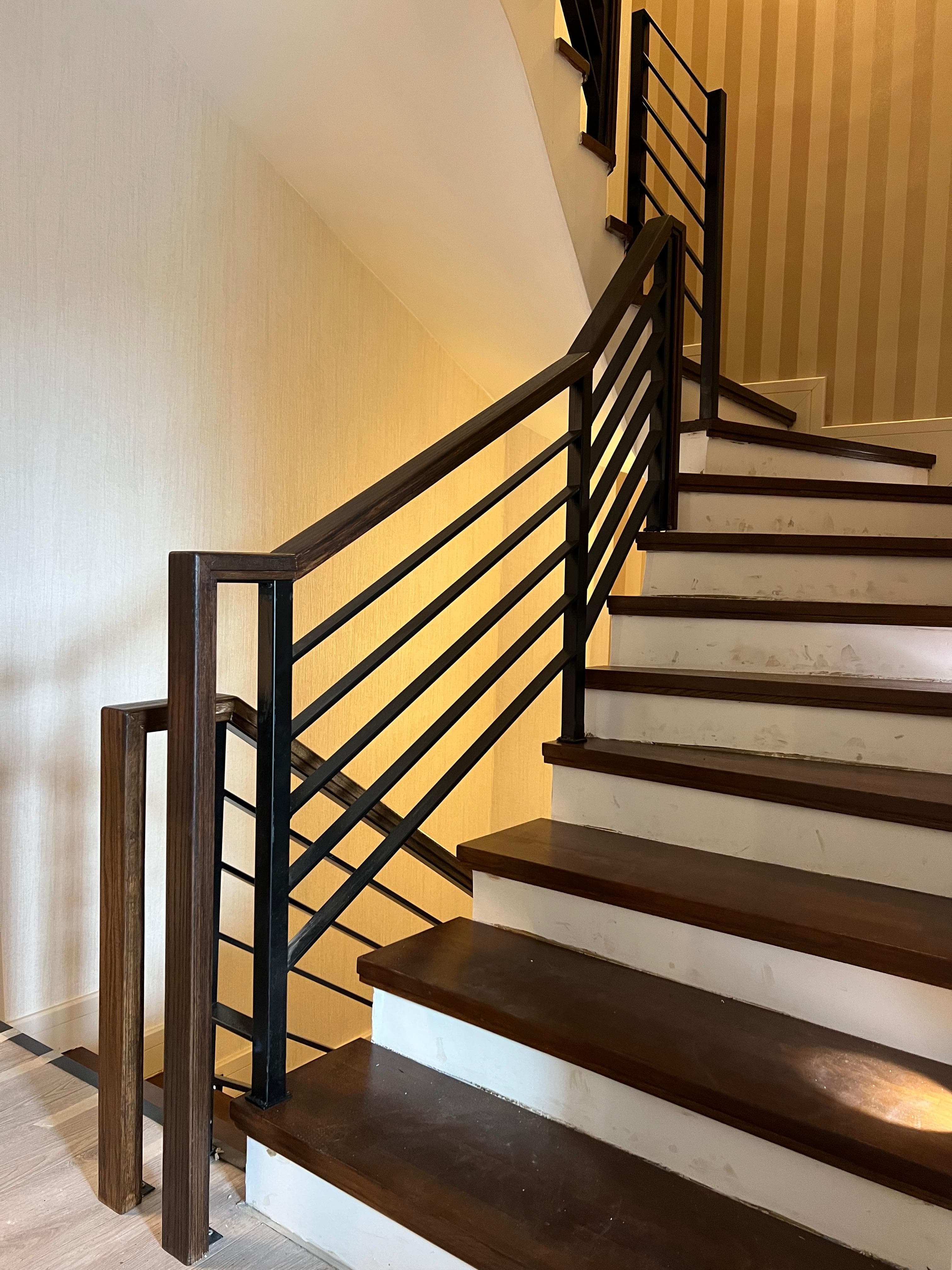 kentsoy çelik emlak konutları 3 katlı villa merdiven korkuluğu projesi